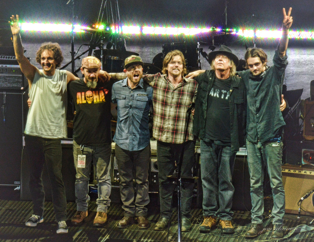 The boys sign off (From left: Anthony LoGerfo, Tato Melgar, Corey McCormick, Lukas Nelson, Neil Young, Micah Nelson).