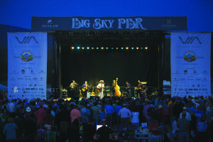 Robert Earl Keen rounded out the PBR weekend as the headlining act of Saturday night’s concert, which took place inside the rodeo arena.  